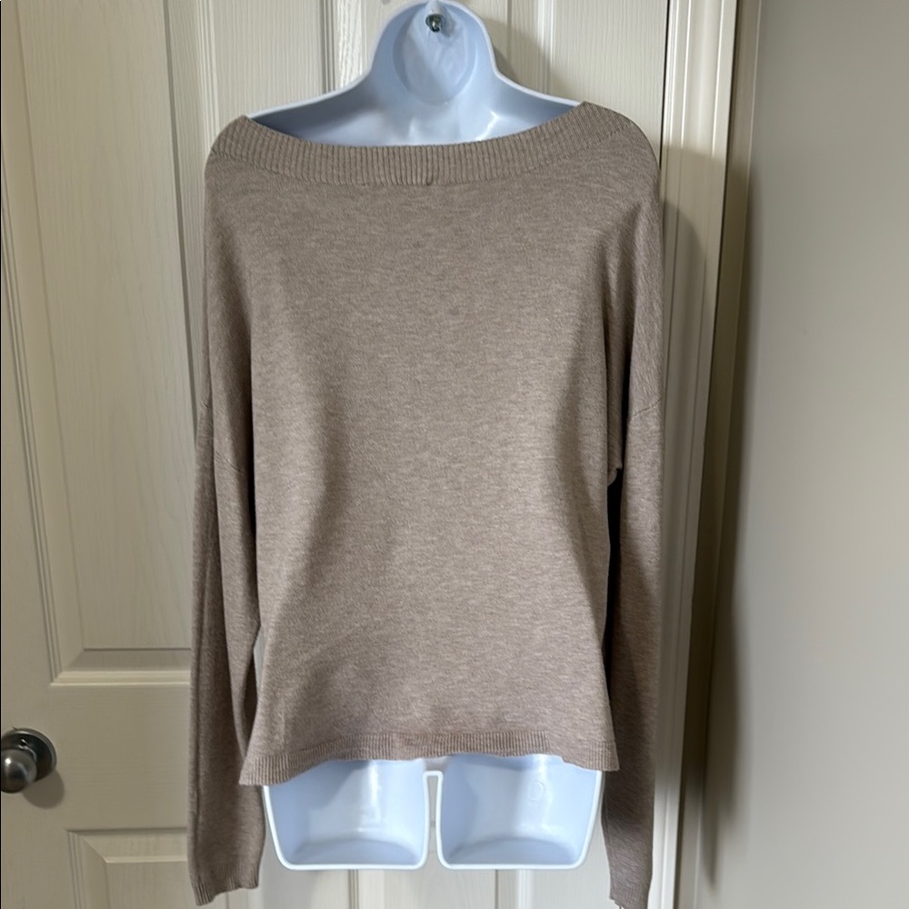 Cyrus Tan Sweater - Picture 5 of 7